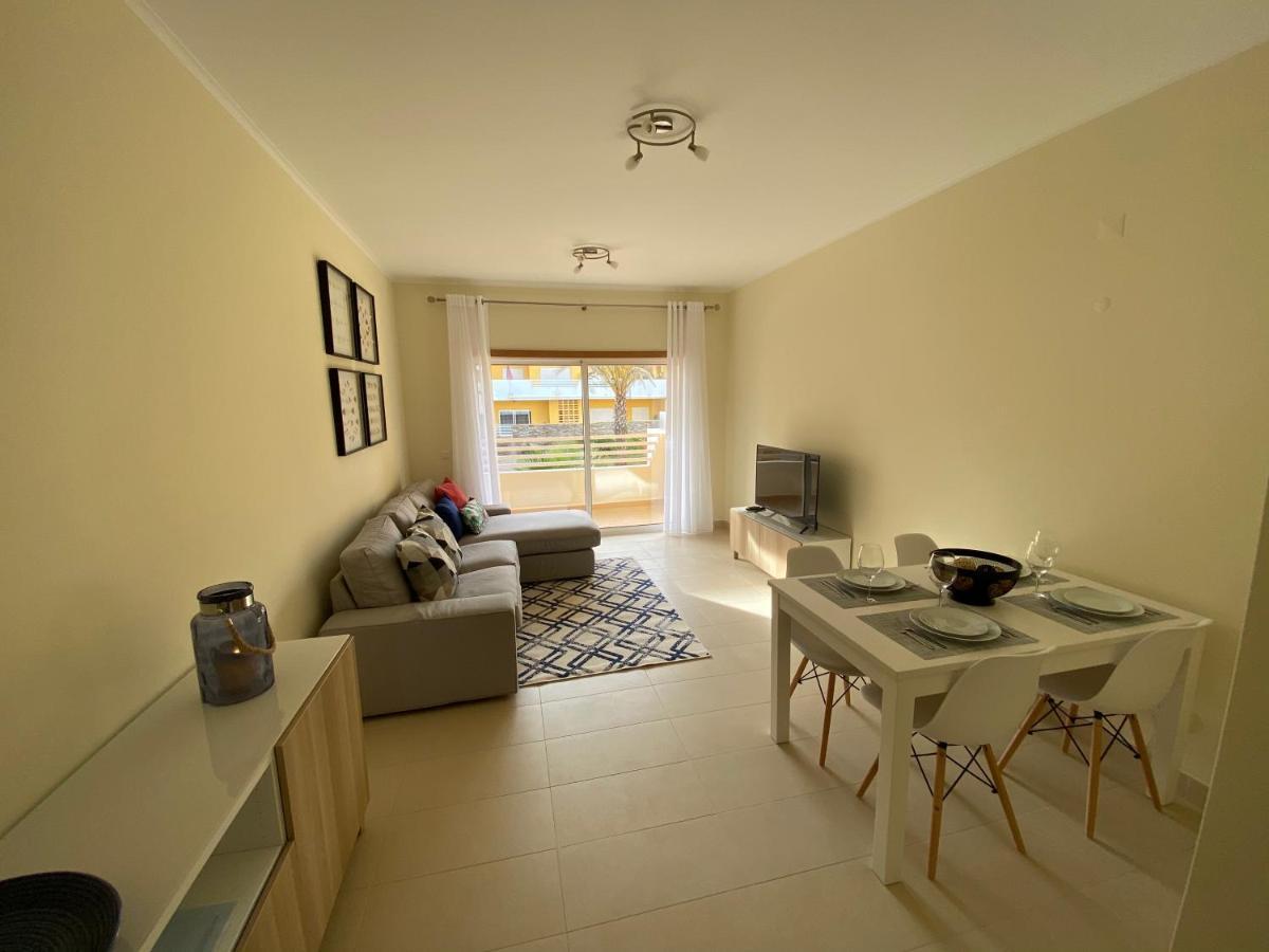 Apartamento T2 Com Piscina Em Conceicao E Cabanas De Тавіра Екстер'єр фото