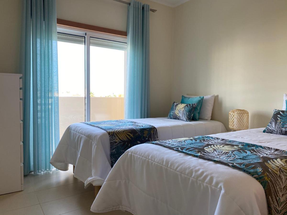 Apartamento T2 Com Piscina Em Conceicao E Cabanas De Тавіра Екстер'єр фото