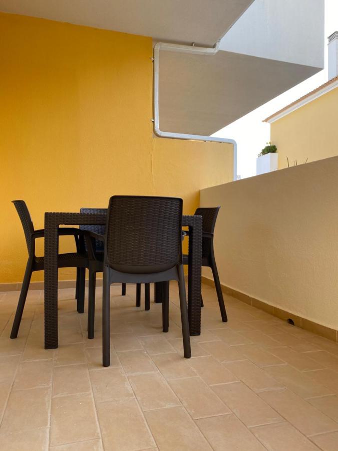 Apartamento T2 Com Piscina Em Conceicao E Cabanas De Тавіра Екстер'єр фото